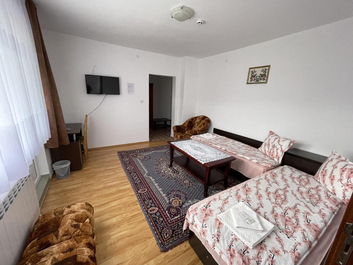 Family Hotel Panorama Сърница Екстериор снимка