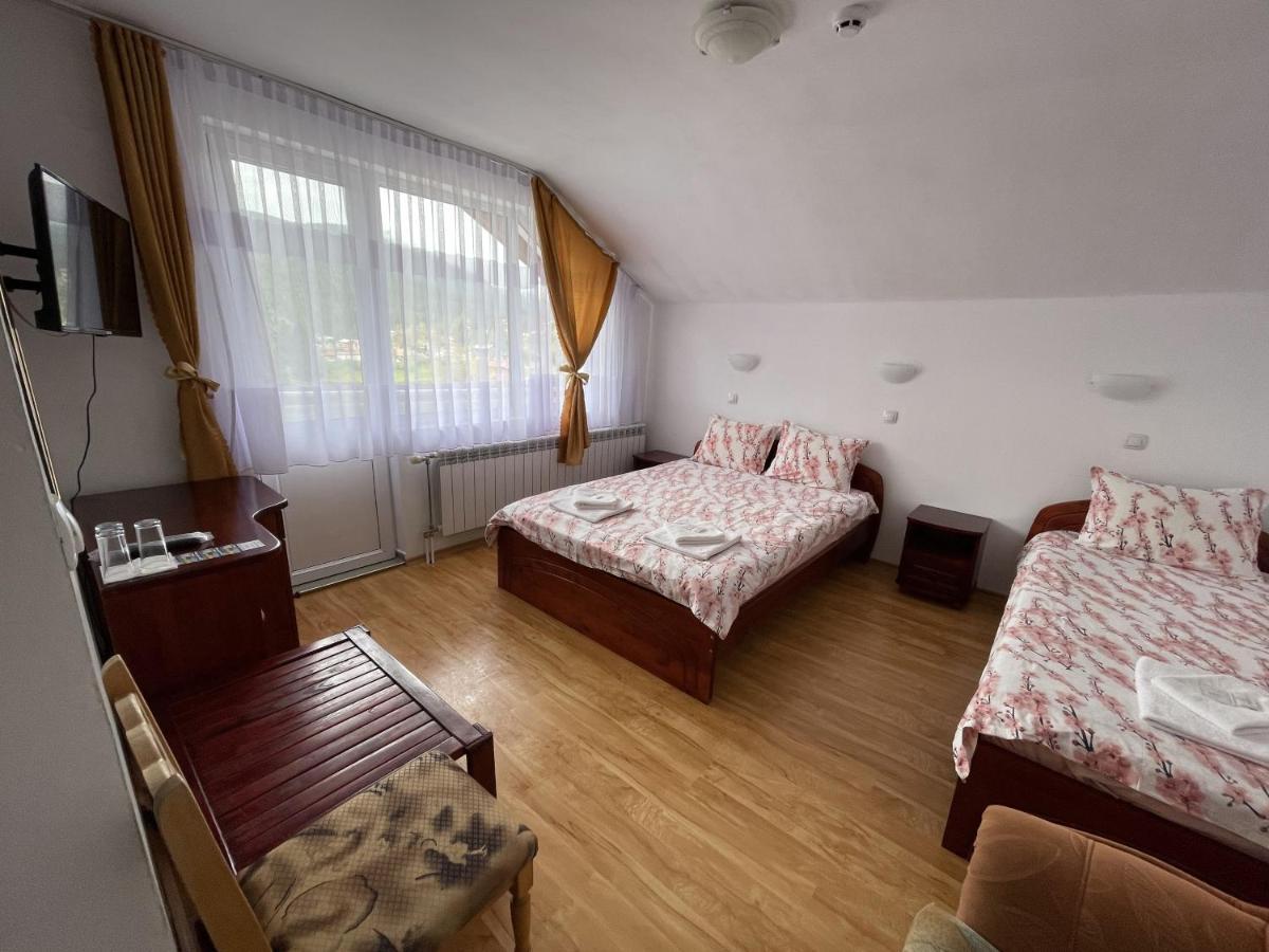 Family Hotel Panorama Сърница Екстериор снимка