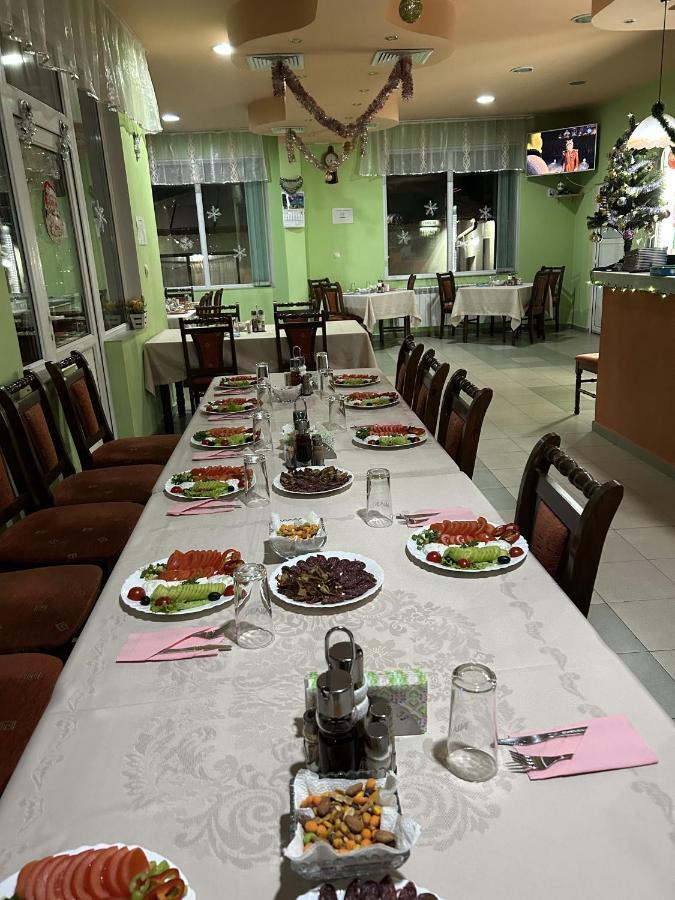 Family Hotel Panorama Сърница Екстериор снимка