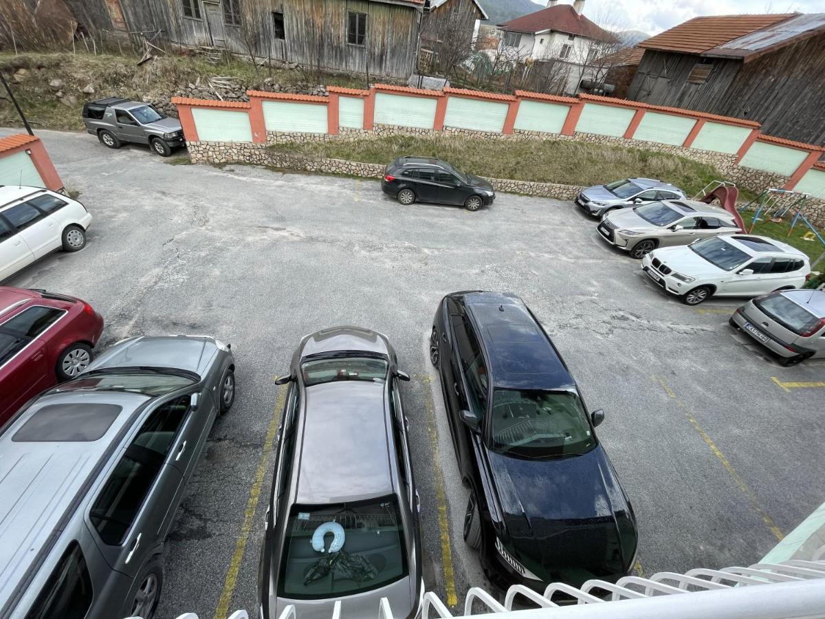 Family Hotel Panorama Сърница Екстериор снимка