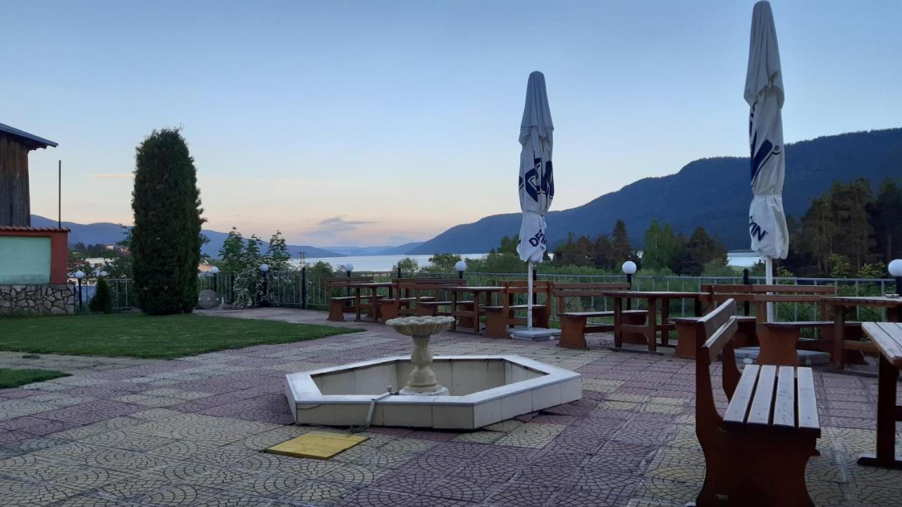 Family Hotel Panorama Сърница Екстериор снимка