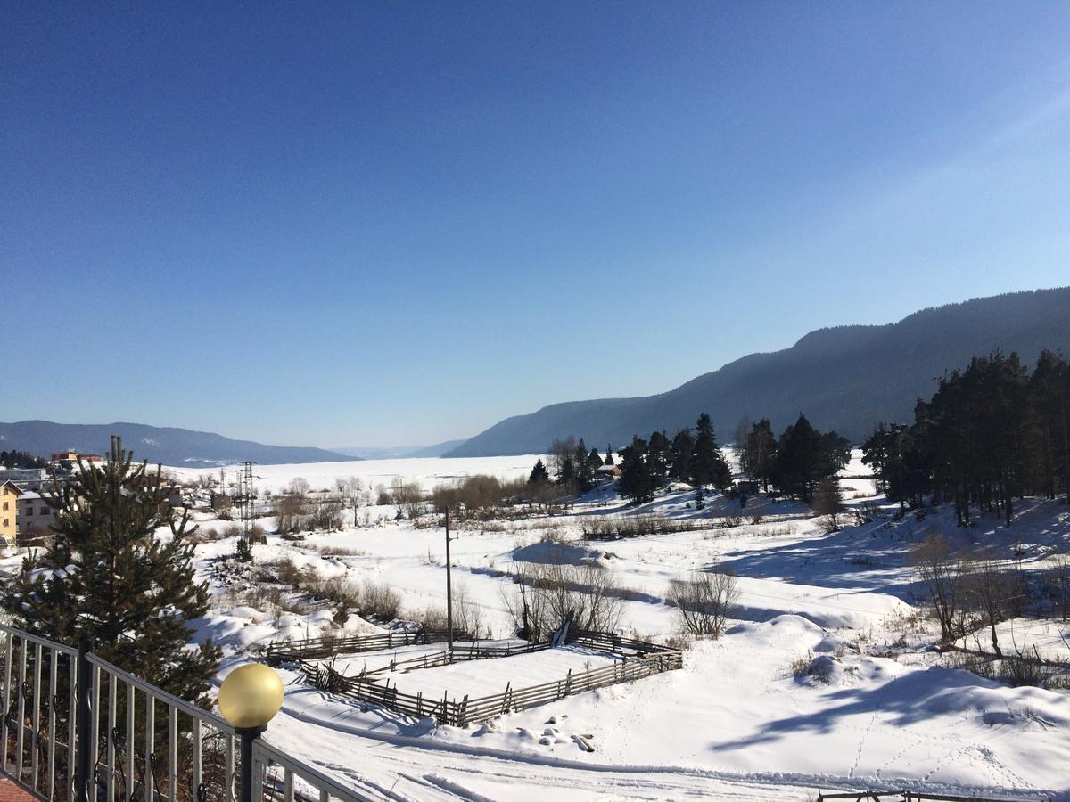 Family Hotel Panorama Сърница Екстериор снимка