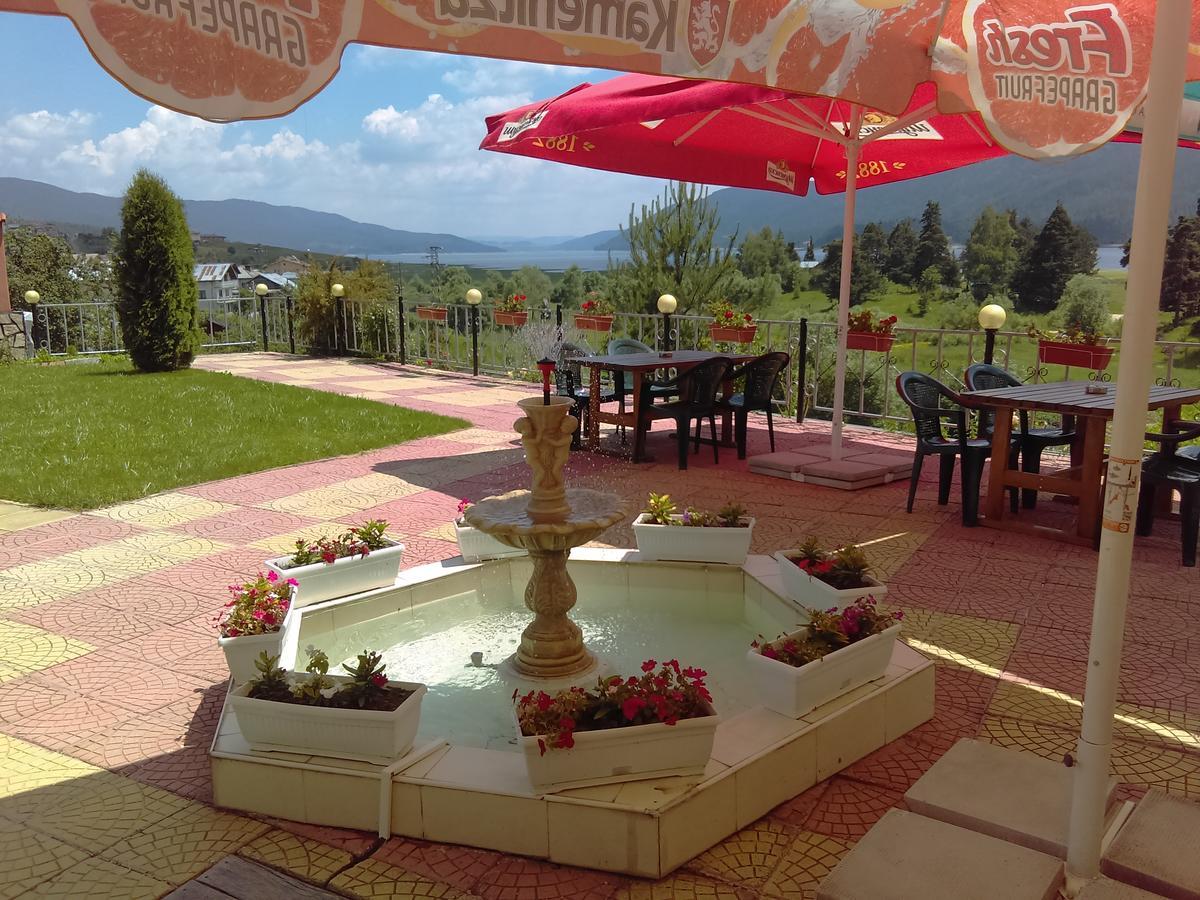 Family Hotel Panorama Сърница Екстериор снимка